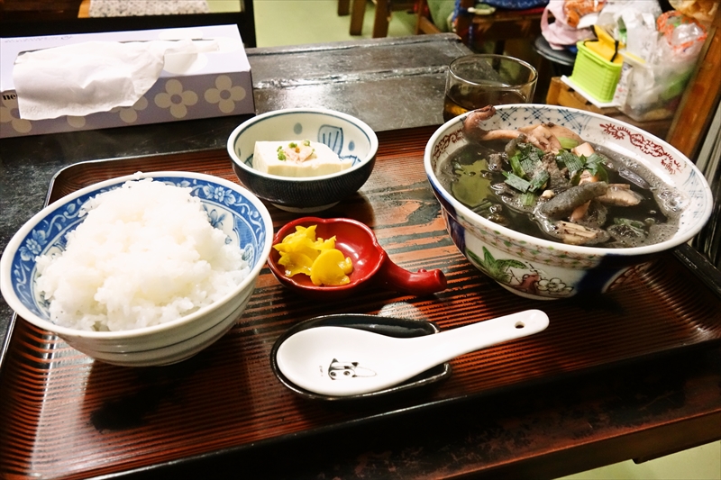 【沖縄郷土料理】『大衆食堂ミルク』で”いかすみ汁”などイカがでしょう？【ミルク食堂】