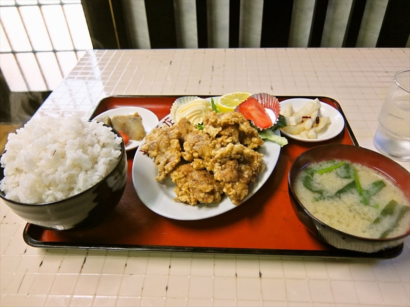 相模原『桃華飯店』の”鶏の唐揚げ定食”が美味しい挙げ句に魔改造可だと？