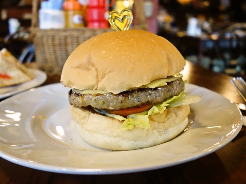 バンコク『オールドダッチ』ソイカウボーイで一番美味しいチーズバーガーを食べてみたょ