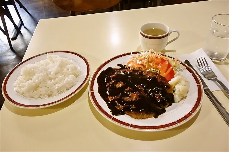 横浜のレストラン『テル』でビクトリアカツ400円を食す！