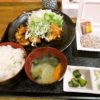 『横浜食堂』A定食（とり料理、納豆、味噌汁）税抜き500円でどうよ？