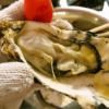 函館旅行グルメ『函館朝市 栄屋』活牡蛎のがんがん焼＆活いかの刺身が美味しい