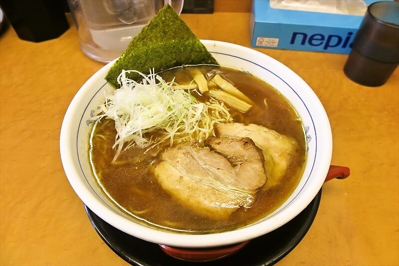 勇志郎製麺研究所の醤油ラーメン1
