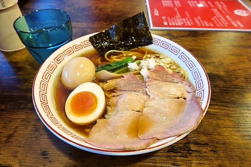 『麺・餃子 まる壱』醤油ラーメン1