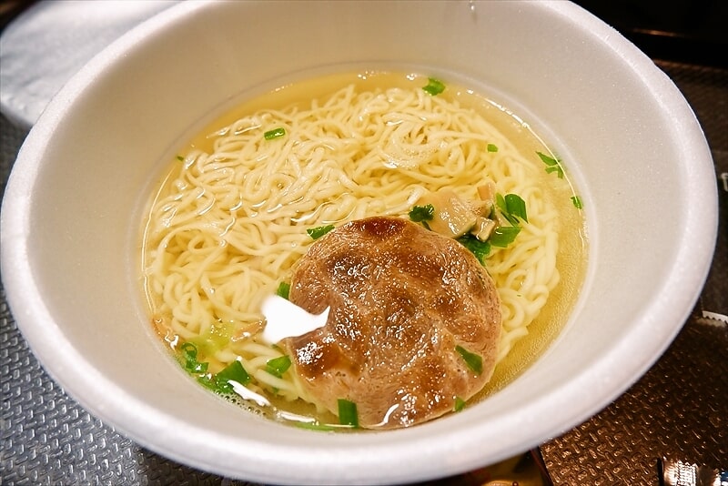『セブン らぁ麺 飯田商店 しょうゆらぁ麺』カップ麺6