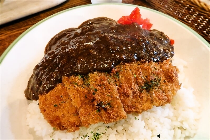 平塚『カレー＆スパゲティ キャラウェイ』カツカレー5