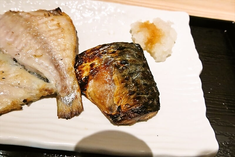 『伊豆のひもの定食 魚恵（うおけい）町田店』おまかせ3種焼魚食べ比べ定食8