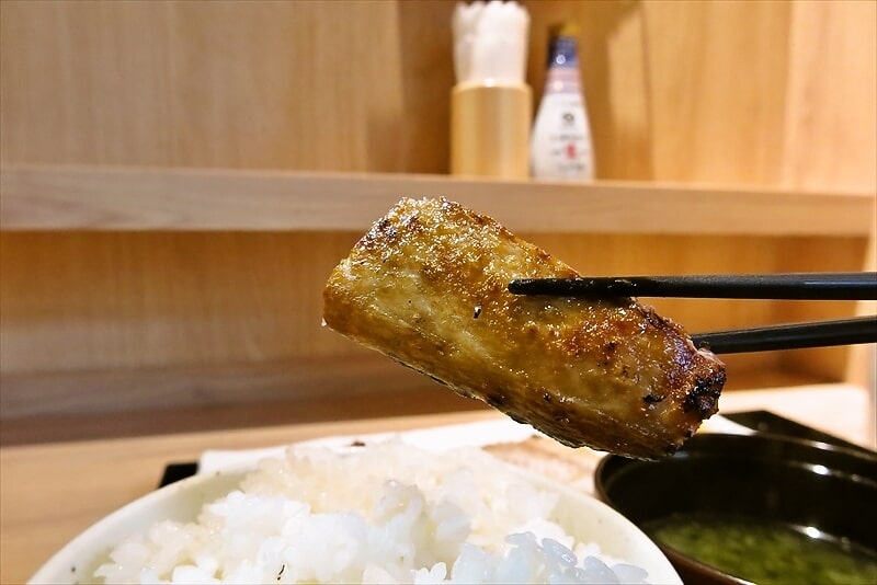 『伊豆のひもの定食 魚恵（うおけい）町田店』おまかせ3種焼魚食べ比べ定食9