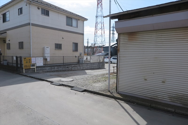 町田市家系ラーメン『奥津家』の駐車場への行き方3