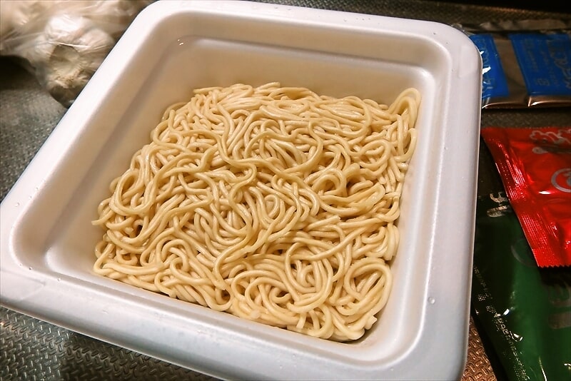 『サンヨー食品 背徳のあげ玉 関西風焼そば』カップ麺5