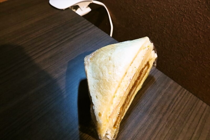 広島『手造りのパン 河内ベーカリー』焼カツサンド4