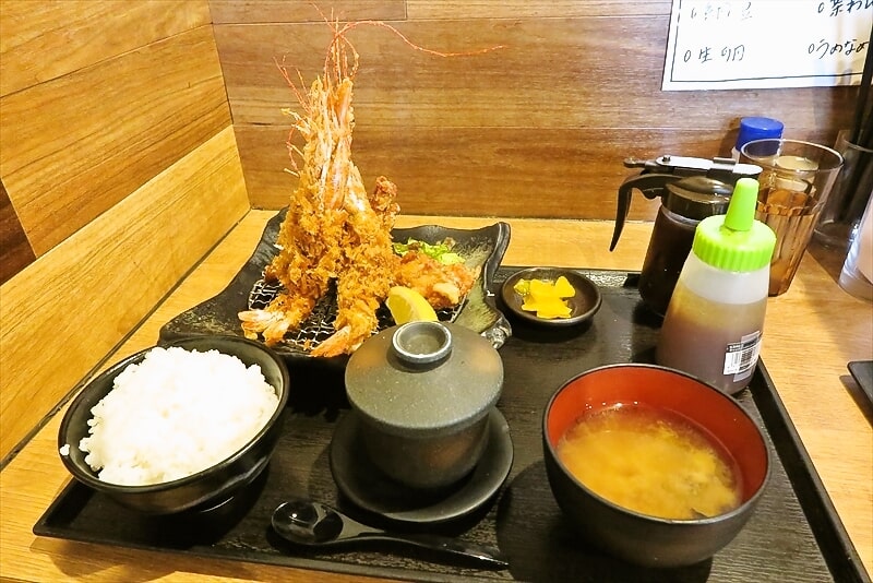 広島市中区『まるみ食堂』からあげエビフライ盛り合わせ定食1