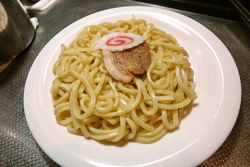 『ファミリーマート 頑者監修 濃厚魚介つけ麺』冷凍麺8