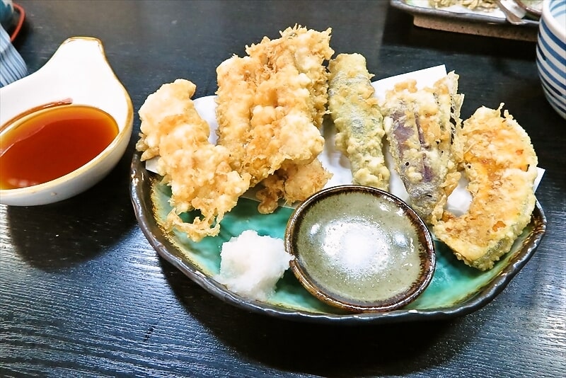 横浜橋通商店街『御食事処 いろは』食べ比べ天ぷら（ハモ、アナゴ、ウツボ）1