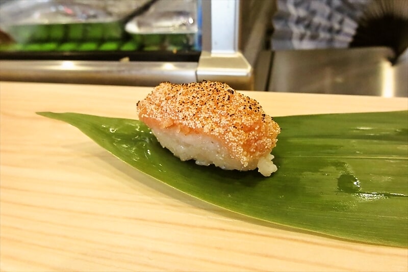 町田市『立喰い鮨 海幸（KAIKO かいこ）』おまかせ5貫の握り寿司4