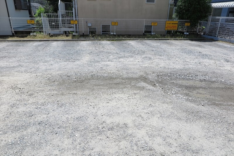 多摩市『横浜家系ラーメン たま家（たまや）』駐車場