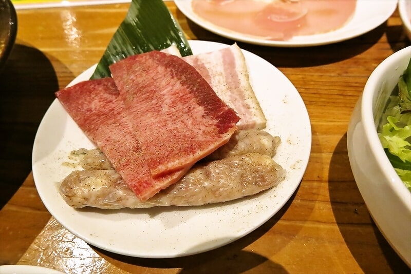 福岡市『博多本格炭火焼肉 農家の一服』銀のカカシ食べ放題コース3