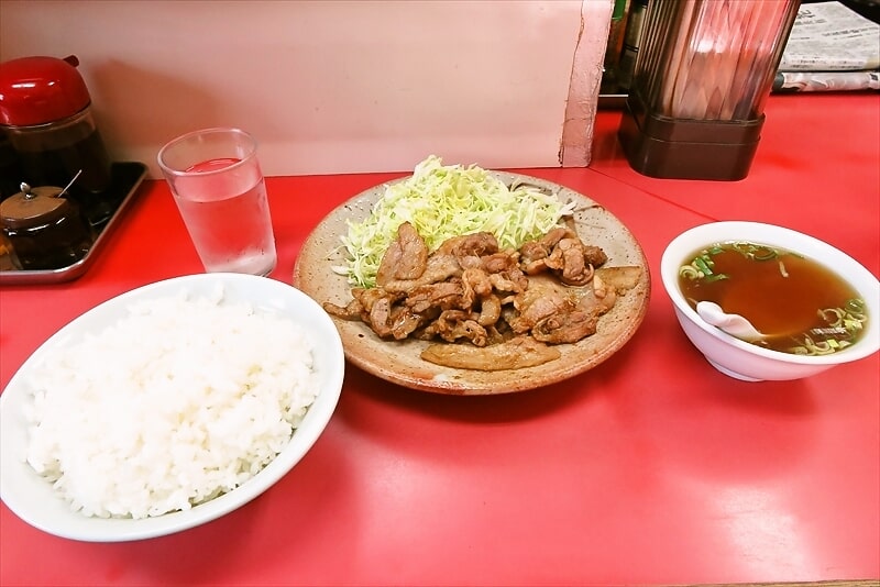 相模原市『中華料理 宏苑』豚バラ生姜焼き定食1