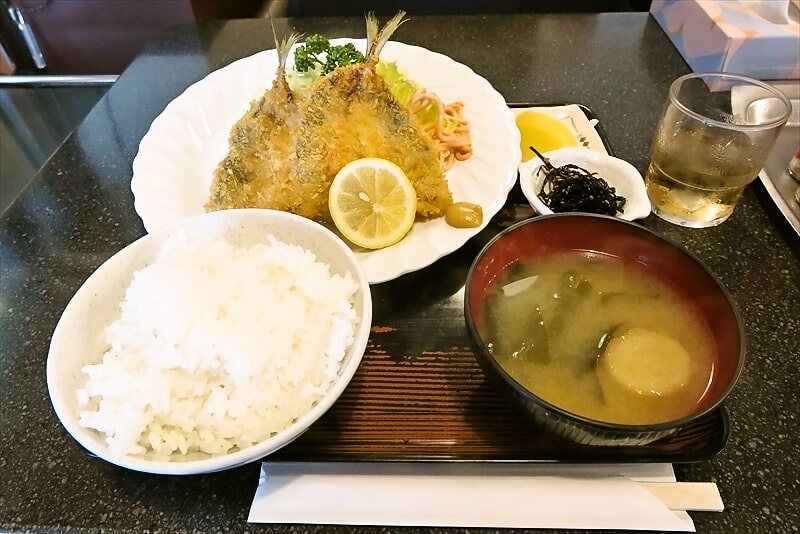 町田市『くいのみ屋 とき』釣りアジフライ定食1