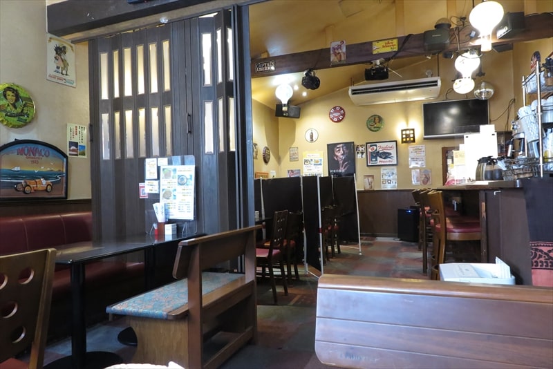 町田市『パブ＆レストラン KENT（ケント）』店内写真1
