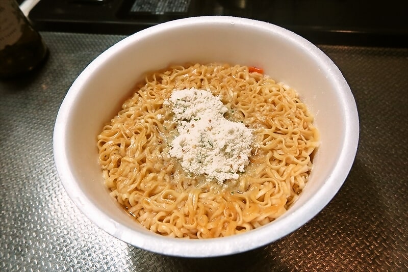 『昭和の洋食ブーム クリーミーグラタン味チキンラーメン』カップ麺7