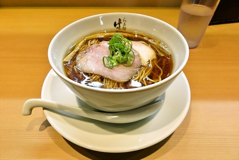 『らぁ麺はやし田 町田店』醤油らぁ麺（ラーメン）1