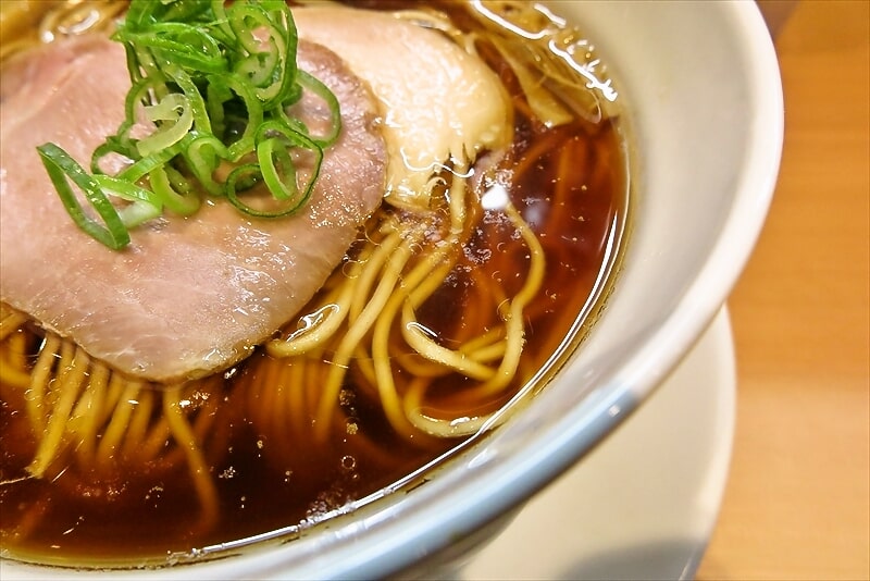 『らぁ麺はやし田 町田店』醤油らぁ麺（ラーメン）3