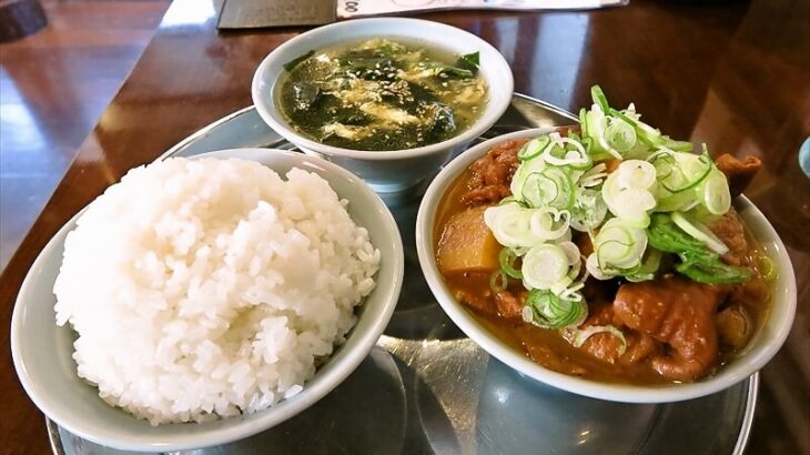 町田市『もつ煮の店マボロシ』もつ煮定食ライス大盛り＆メニュー写真