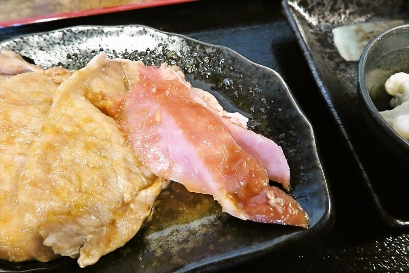 淵野辺『瓦焼肉 ステーキのお店 瓦』豚ロース生姜焼とベーコン焼き定食7