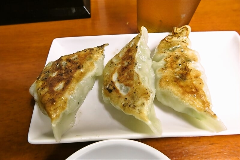 相模原市『麺屋 ひばり』餃子1