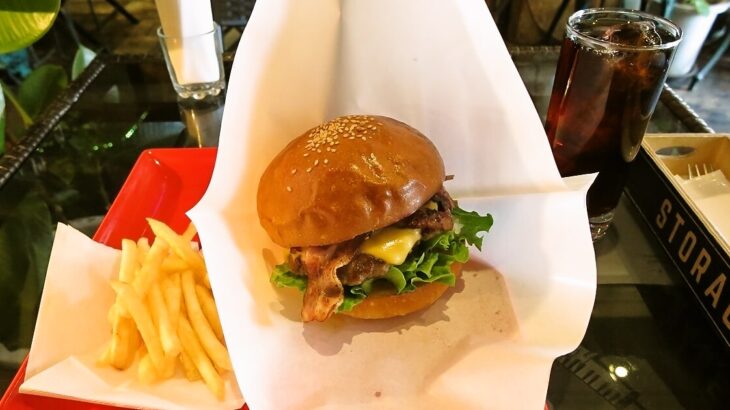 東神奈川駅『BEAR’S DINER（ベアーズダイナー）』のハンバーガーが旨い！