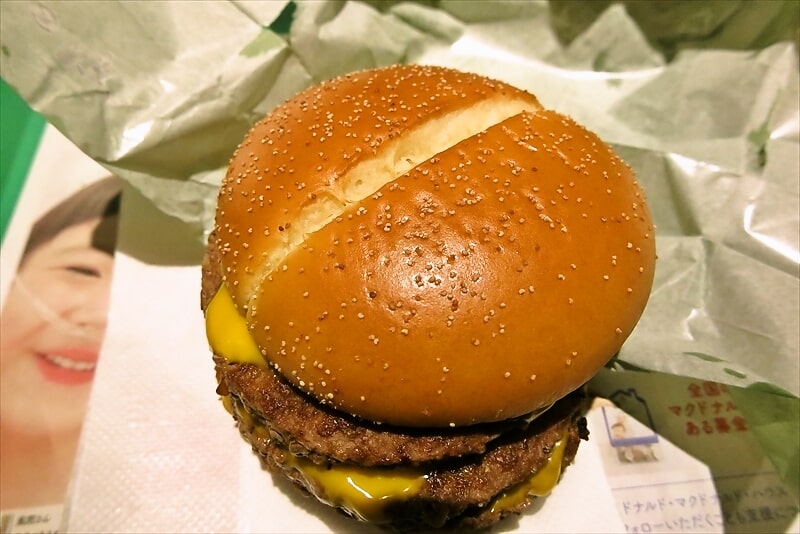 2014年4月『マクドナルド』炙り醤油風 トリプル肉厚ビーフ4
