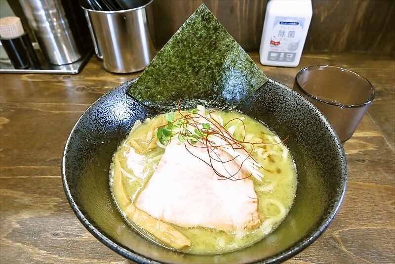 町田駅シバヒロ『貝ガラ屋 町田店』濃厚牡蠣そば（ラーメン）2