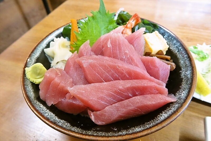 町田市『昭和食道 上宿一丁目』特選生まぐろ丼＆アジフライ3