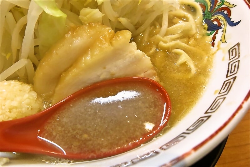 2024年町田駅『ラーメン豚山 町田店』小ラーメン6