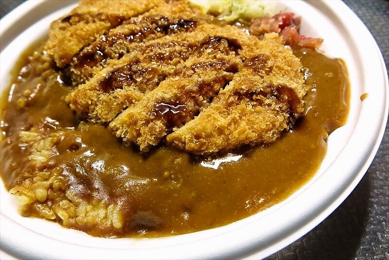 『ファミリーマート』【北陸旨いモン巡り】チャンピオンカレー監修ロースカツカレー7