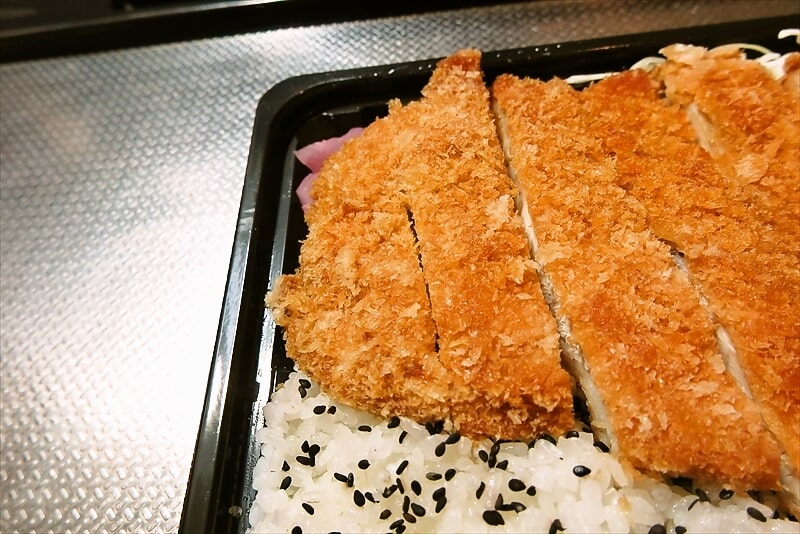 『肉のハナマサ名物 ジャンボチキンカツ弁当』11