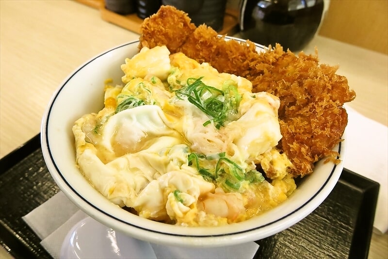 2024年7月相模原市『かつや相模原店』海鮮たまごチキンカツ丼4