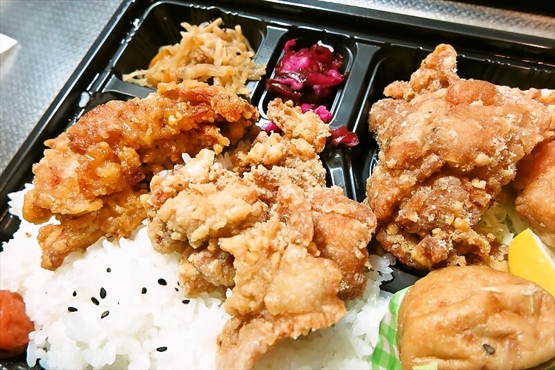 相模原市淵野辺『こがねちゃん弁当』鶏の唐揚げ弁当特盛り9