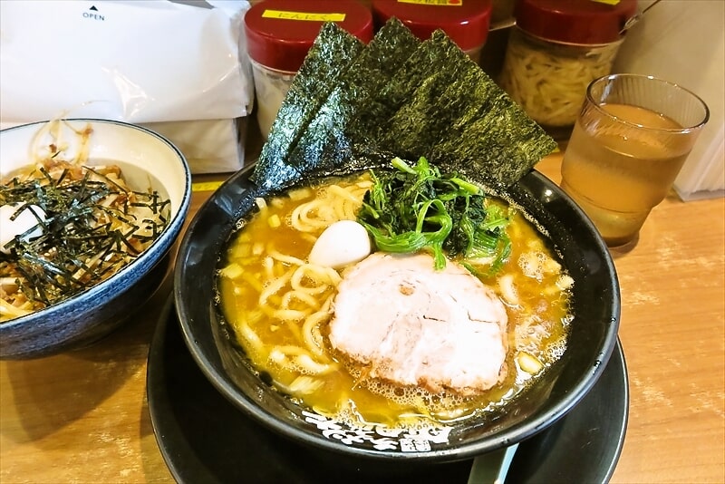 町田駅『横濱家系ラーメン町田商店本店』ラーメン＆小ネギチャーシュー丼5