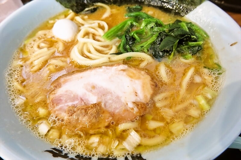 町田市常盤町『横濱家系ラーメン町田商店マックス』ラーメン＆もやキャベ4