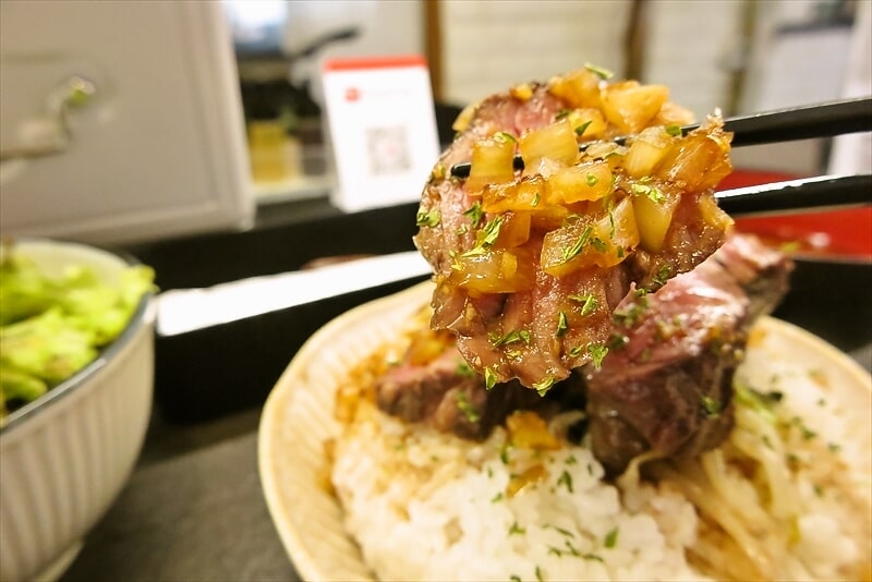 町田駅『ミートル』にくにくしい御飯特盛（ハラミと和牛パティ）9