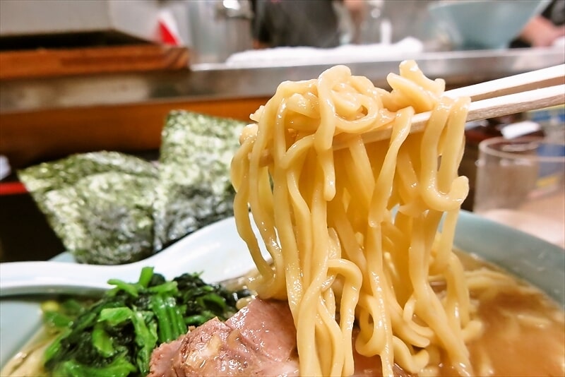 町田市木曽西『家系ラーメン 奥津家』ラーメン大盛り9