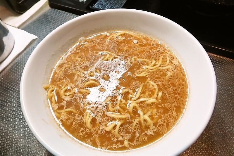 『山岡家 醤油ラーメン1食 乾麺タイプ』をタークのフライパンで作る19