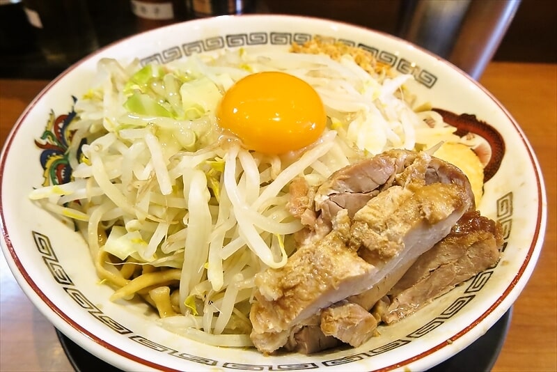 町田駅『ラーメン豚山（ぶたやま）』小ラーメン汁なし2