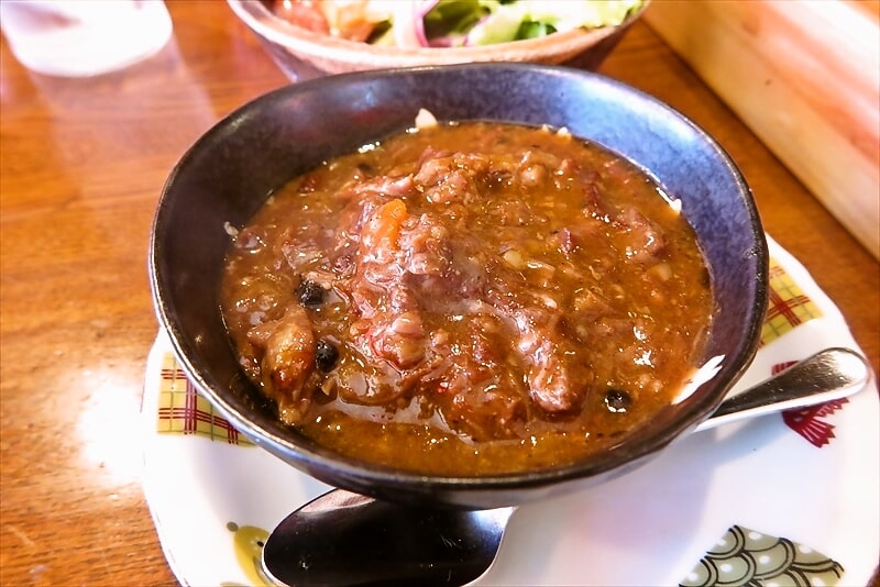 小田急相模原駅『ステーキひろ』牛すじ煮込み中