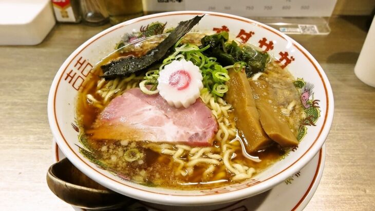 小田急相模原駅『屋台らーめん はなれちゃん』ラーメン500円がイケてる件