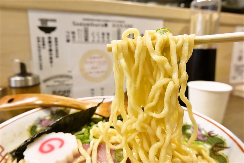 小田急相模原『屋台らーめん はなれちゃん』屋台ラーメン500円9