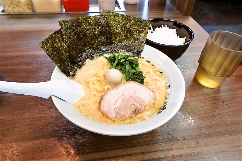 横浜家系ラーメン『魂心家（こんしんや）相模大野店』醤油ラーメン1