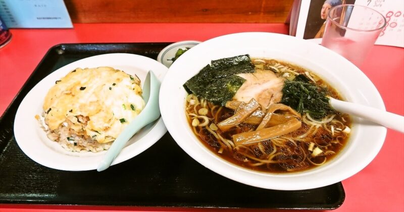 町田市『中華料理 めんくい』Aセット（ラーメン＆玉子チャーハン）サムネイル